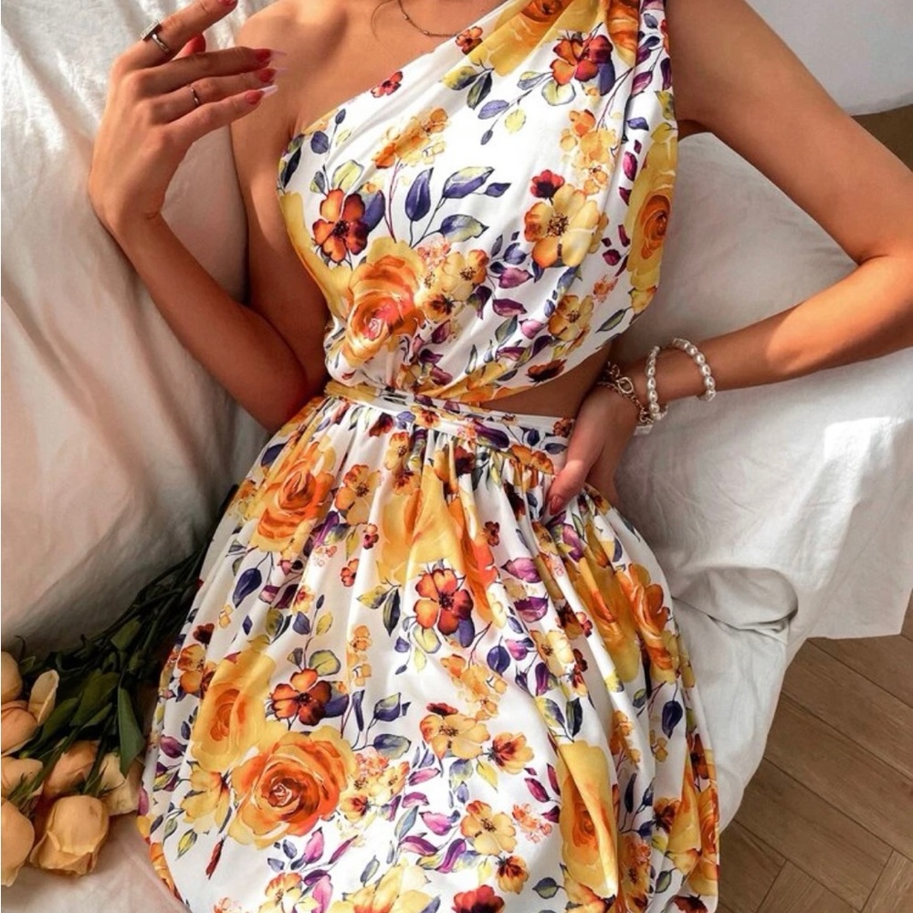 Worn once to a derby! Fun and flirty!